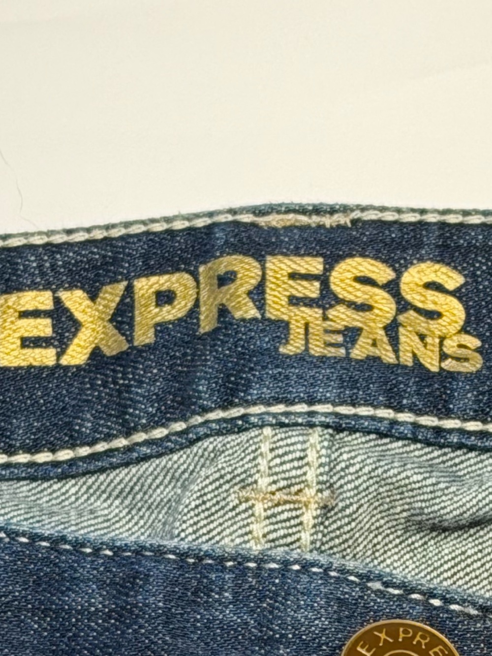 EXPRESS Y2K 2000’s Stella Low Rise Boot Cut Vintage Washed Denim Blue Jeans Sz 8 - Picture 11 of 16